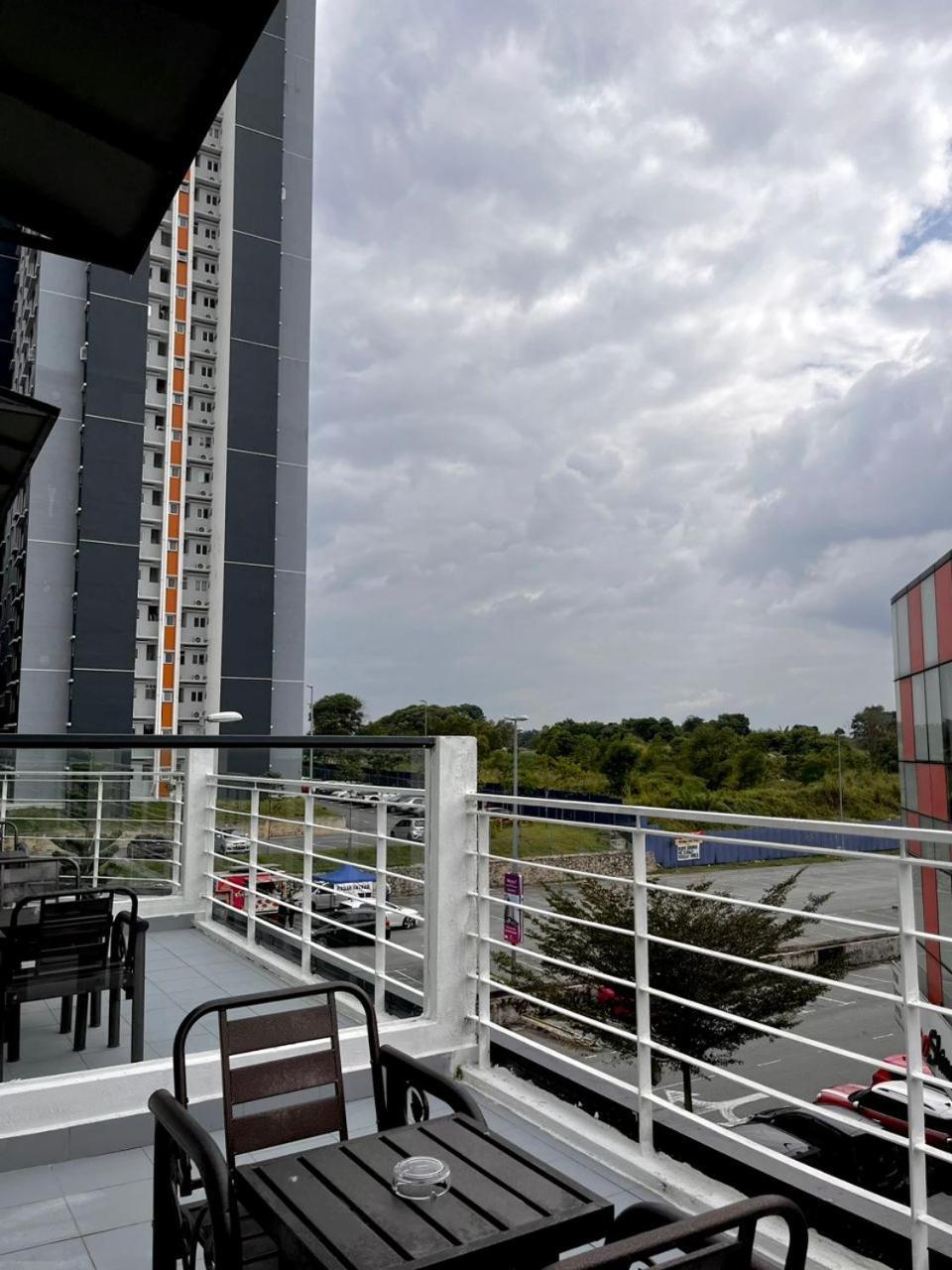 S8 Boutique Hotel Near Klia 1 & Klia 2 Sepang Exterior photo
