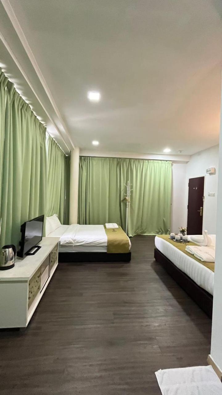 S8 Boutique Hotel Near Klia 1 & Klia 2 Sepang Exterior photo