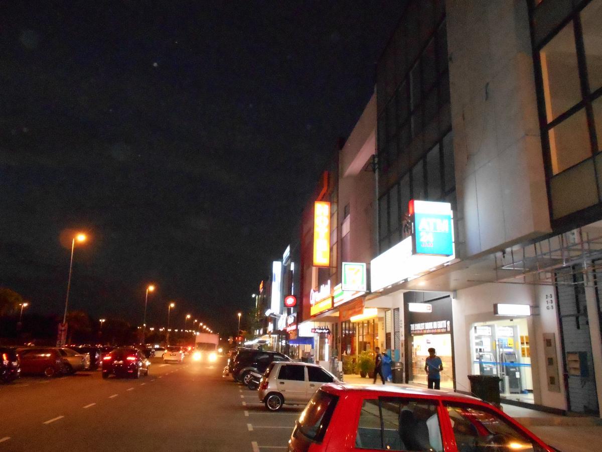 S8 Boutique Hotel Near Klia 1 & Klia 2 Sepang Exterior photo