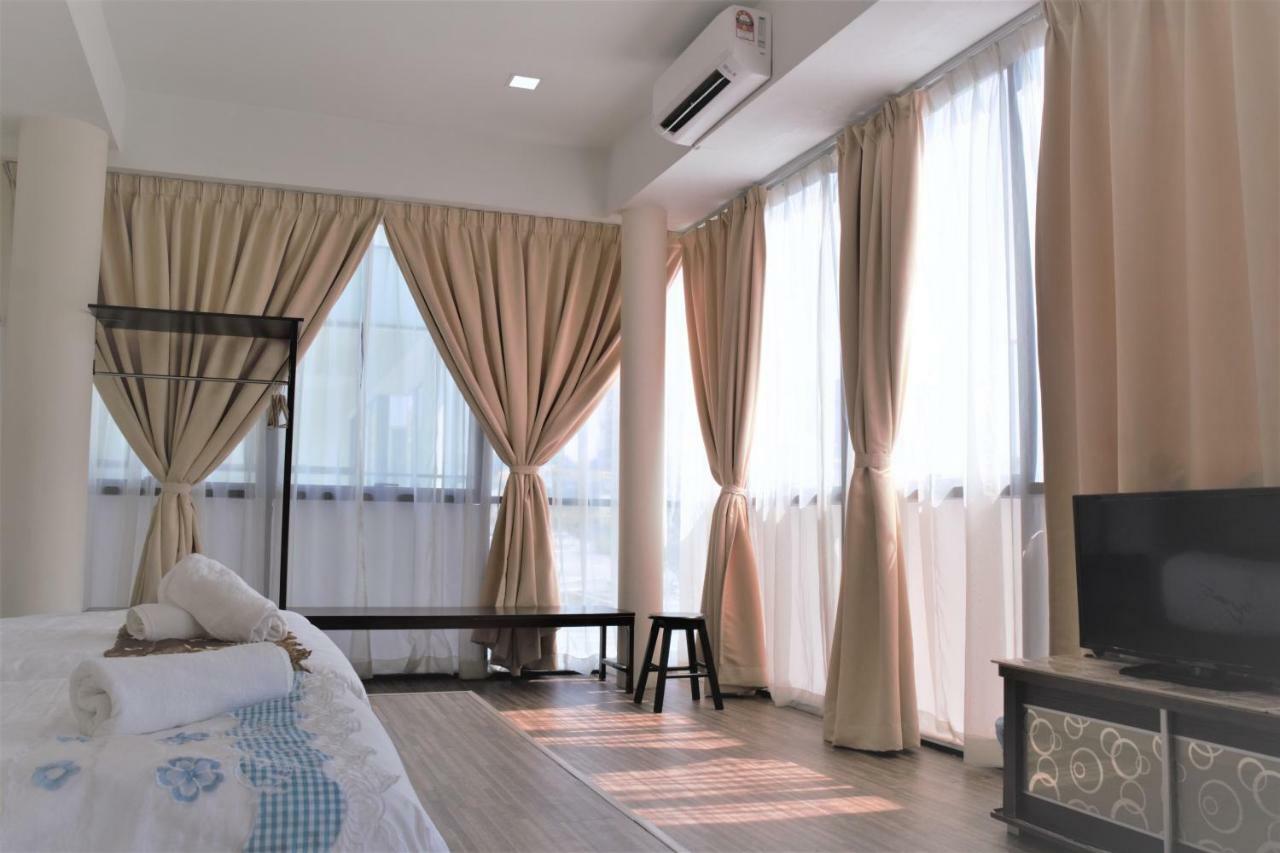 S8 Boutique Hotel Near Klia 1 & Klia 2 Sepang Exterior photo